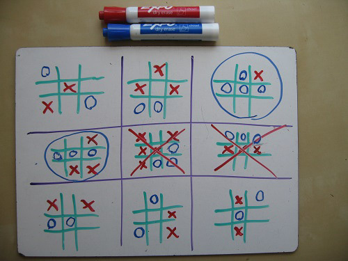 Papier versie tic tac toe extreme